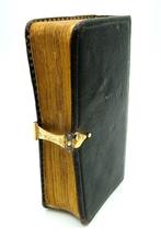 Bijbel met gouden slot, 1918, Antiek en Kunst, Antiek | Goud en Zilver, Verzenden, Goud