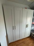 Witte IKEA kledingkast Brimnes, Huis en Inrichting, 100 tot 150 cm, Ophalen of Verzenden, Zo goed als nieuw, 150 tot 200 cm