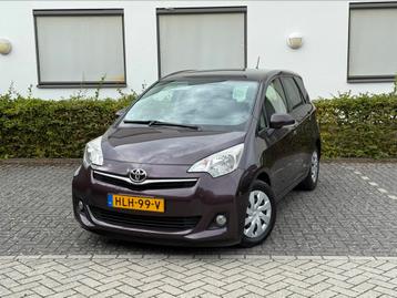 Toyota Verso-S 1.3 Vvt-i 2012 APK NAP GLAZENDAK! beschikbaar voor biedingen