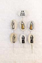 7 leuke blikken religie speldjes non pater + ...., Verzamelen, Speldjes, Pins en Buttons, Ophalen of Verzenden, Gebruikt, Overige onderwerpen