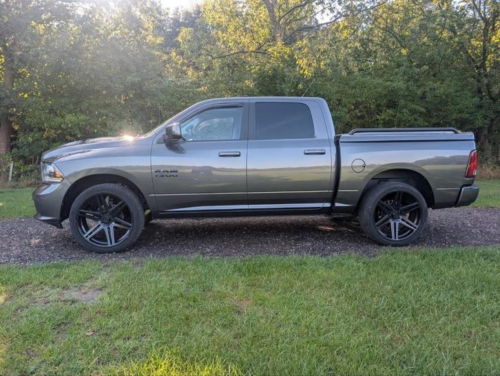 Dodge RAM Dodge RAM 2014 sport, Auto's, Bestelauto's, Particulier, 4x4, ABS, Achteruitrijcamera, Airbags, Airconditioning, Alarm