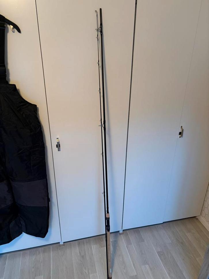 Pen karperhengel Spro Taifoon Float 3.60m 1.75lb, Diversen, Wandelstokken, Zo goed als nieuw, Ophalen of Verzenden