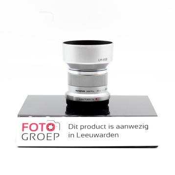 Olympus MFT 45mm F/1.8 zwart M.Zuiko Digital incl. Zonnekap beschikbaar voor biedingen