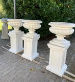 Massief betonnen potten en massief betonnen sokkels, Ophalen, Nieuw