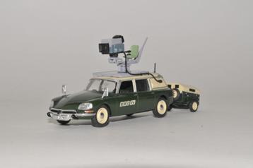 Atlas 1:43 Citroen DS Break  "BBC tv "1971 mert boekje groen beschikbaar voor biedingen