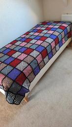 Nieuw gehaakt sprei woondeken gekleurd, Huis en Inrichting, Woonaccessoires | Plaids en Woondekens, Ophalen of Verzenden, Nieuw