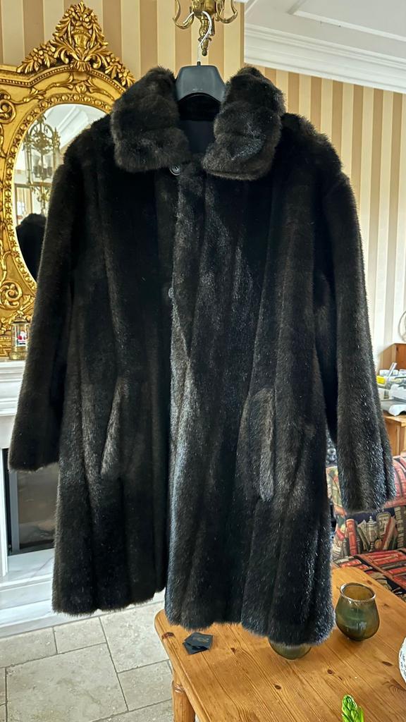 Vintage nerts bontjas – echt bont – klassiek halflang model, Kleding | Dames, Jassen | Winter, Zo goed als nieuw, Maat 38/40 (M)