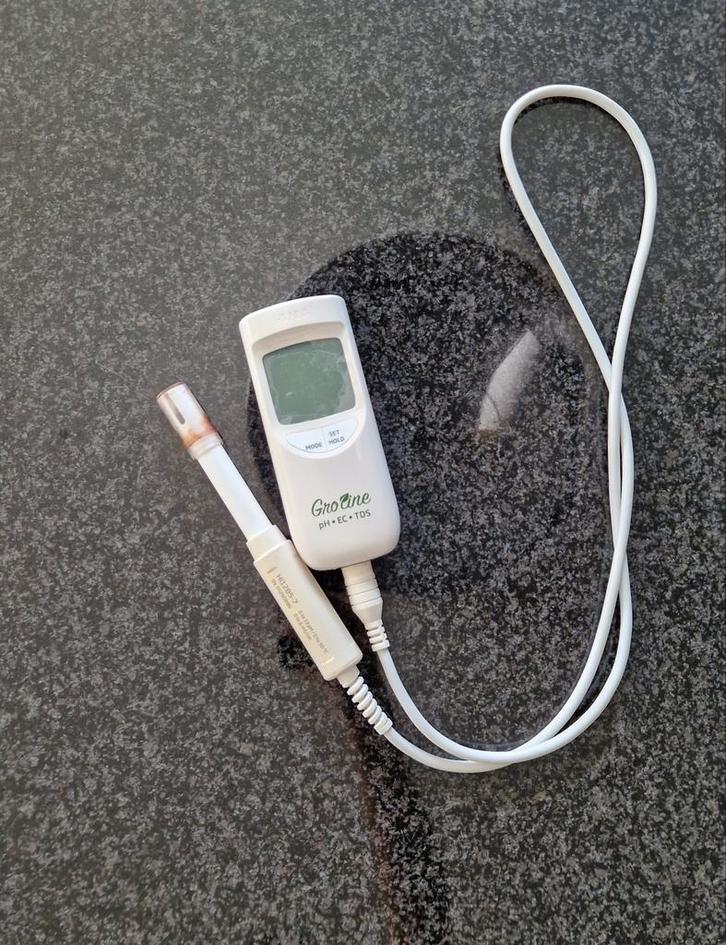 HannaInstruments HI9814 pH/EC/TDS/Temp meter + HI1285-7sonde, Tuin en Terras, Kweekspullen, Zo goed als nieuw, Overige typen, Ophalen of Verzenden