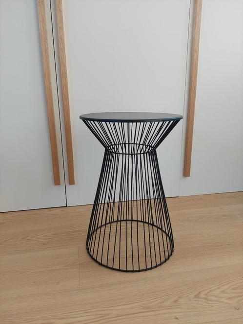 Ronde bijzettafel zwart, Huis en Inrichting, Tafels | Bijzettafels, Zo goed als nieuw, Rond, Minder dan 55 cm, Metaal of Aluminium