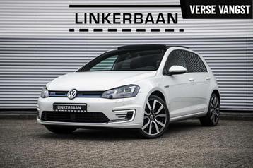 Volkswagen Golf 1.4 TSI GTE | Panodak | ACC | Camera | 18 in beschikbaar voor biedingen