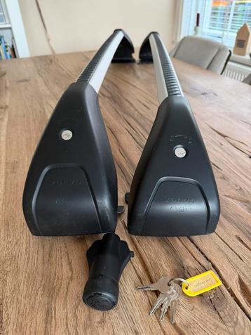 Originele dakdragers voor Volvo V60 beschikbaar voor biedingen