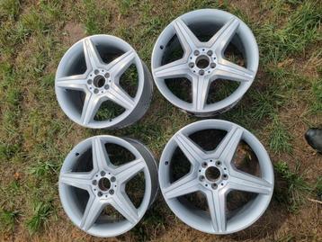 MERCEDES AMG VELGEN BREEDSET 19 INCH S KLASSE CL KLASSE OEM  beschikbaar voor biedingen