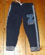 leuke Z8 (jogging) broek maat 104, Kinderen en Baby's, Kinderkleding | Maat 104, Jongen, Gebruikt, Ophalen of Verzenden, Broek