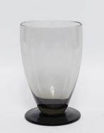 glas met zwarte voet - W.J. Rozendaal -, Antiek en Kunst, Ophalen of Verzenden