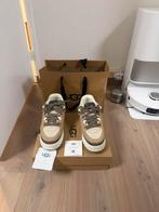 Nieuw schoenen uggs maat 43 met bon unisex, Ophalen of Verzenden, Nieuw, Zwart