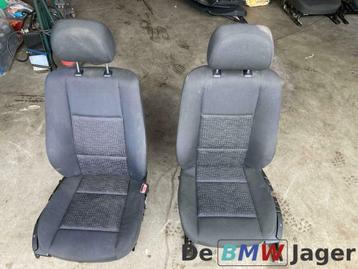 Interieur donkergrijs stof BMW 3-serie E46 sedan beschikbaar voor biedingen