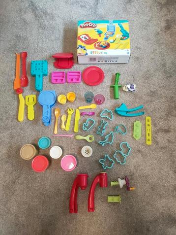 Play-Doh set en extra accessoires/vormpjes, 30 delig. beschikbaar voor biedingen