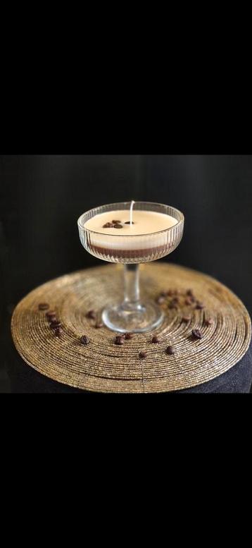 Handgemaakte Cocktail Kaarsen. Nieuw en stijlvol beschikbaar voor biedingen