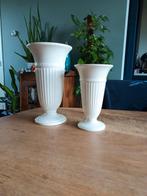 Wedgwood Edme Vazen - Klassieke Elegantie, Huis en Inrichting, Woonaccessoires | Vazen, Wit, Aardewerk of Porselein, Ophalen of Verzenden