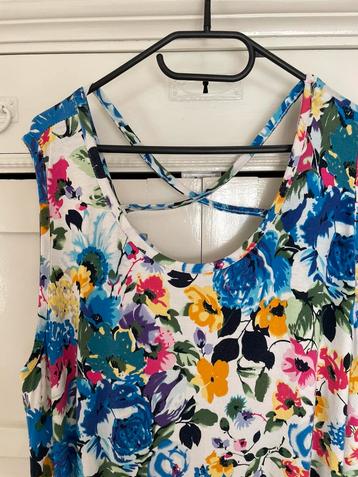 Leuke XL zomer tuniek beschikbaar voor biedingen