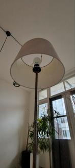 Gratis af te halen staande lamp, Huis en Inrichting, Lampen | Vloerlampen, Ophalen, Gebruikt, 100 tot 150 cm, Metaal