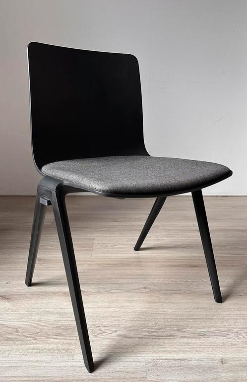 4 Brunner design stoelen, Huis en Inrichting, Stoelen, Gebruikt, Kunststof, Grijs, Ophalen