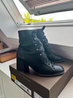 Original Chie Mihara boots, size 37. Leer!, Kleding | Dames, Bruin, Lage of Enkellaarzen, Ophalen of Verzenden, Zo goed als nieuw
