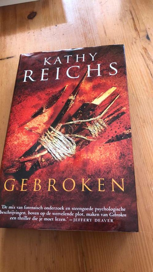 Gebroken - Kathy Reichs, Boeken, Thrillers, Gelezen, Amerika, Ophalen of Verzenden