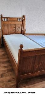 (1168 ) Antiek houten bed 90x200 cm (2 stuks met el.bodem), Ophalen