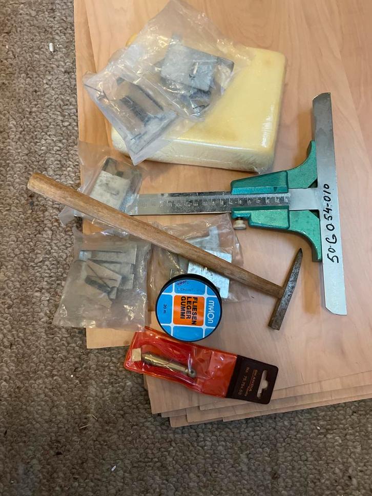 Diverse set tegel gereedschap, Doe-het-zelf en Verbouw, Gereedschap | Handgereedschap, Zo goed als nieuw, Ophalen of Verzenden