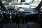 BMW X1 xDrive25e M Sport Automaat / Sportstoelen / LED / Sto, Auto's, BMW, Gebruikt, 750 kg, 95 pk, Met garantie (alle)