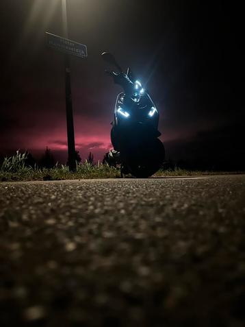 Piaggio zip 50cc iget 2023 beschikbaar voor biedingen