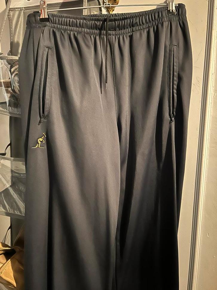 Australian trainingsbroek maat L - z.g.a.n., Kleding | Heren, Sportkleding, Zo goed als nieuw, Algemeen, Zwart, Ophalen of Verzenden
