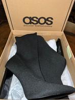 Black heel sock boots, Ophalen