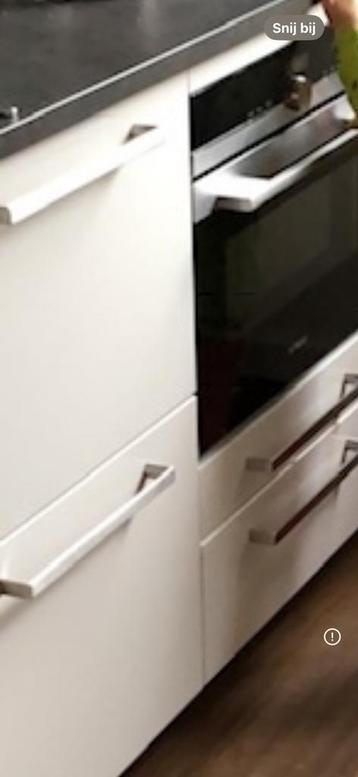2x metod veddinge onderkast ladekast. 1 met 3 lades