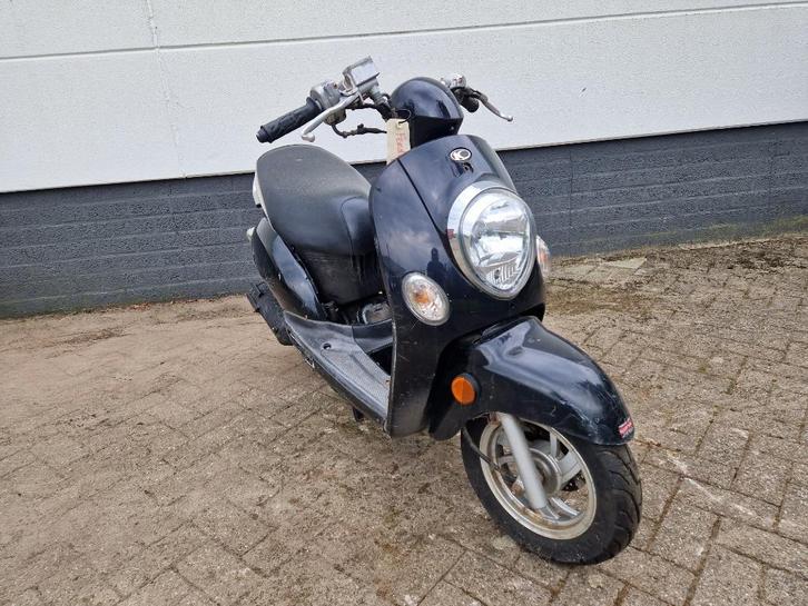 Te koop , onderdelen van deze kymco sento, Fietsen en Brommers, Brommeronderdelen | Scooters, Gebruikt, Kymco, Overige typen, Ophalen