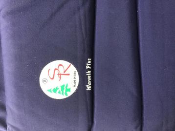 2 slaap matten gevuld met lucht beschikbaar voor biedingen