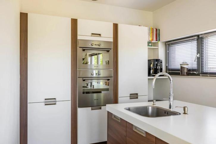 keuken, Huis en Inrichting, Keuken | Complete keukens, Gebruikt, Overige typen, Overige kleuren, Kunststof, Met kookeiland, Ophalen