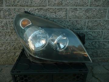 Opel Astra H Koplamp H7 Rechts Rechtsvoor 24451033R beschikbaar voor biedingen
