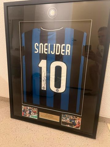 Gesigneerd sneijder inter milan shirt beschikbaar voor biedingen