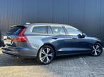 Volvo V60 2.0 B3 Essential Edition let op 5600 km Adaptive c, Stof, 4 cilinders, 163 pk, Origineel Nederlands