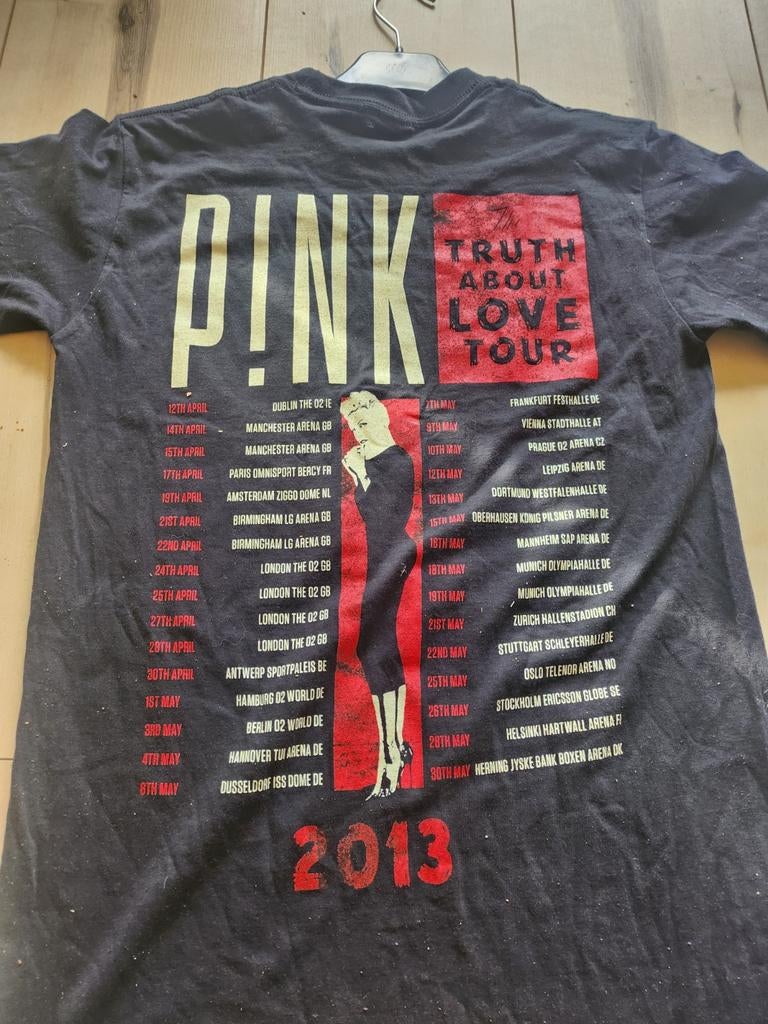 P!nk Truth About Love Tour T-shirt - Gildan S, Zwart, Ophalen of Verzenden, Zo goed als nieuw, Korte mouw