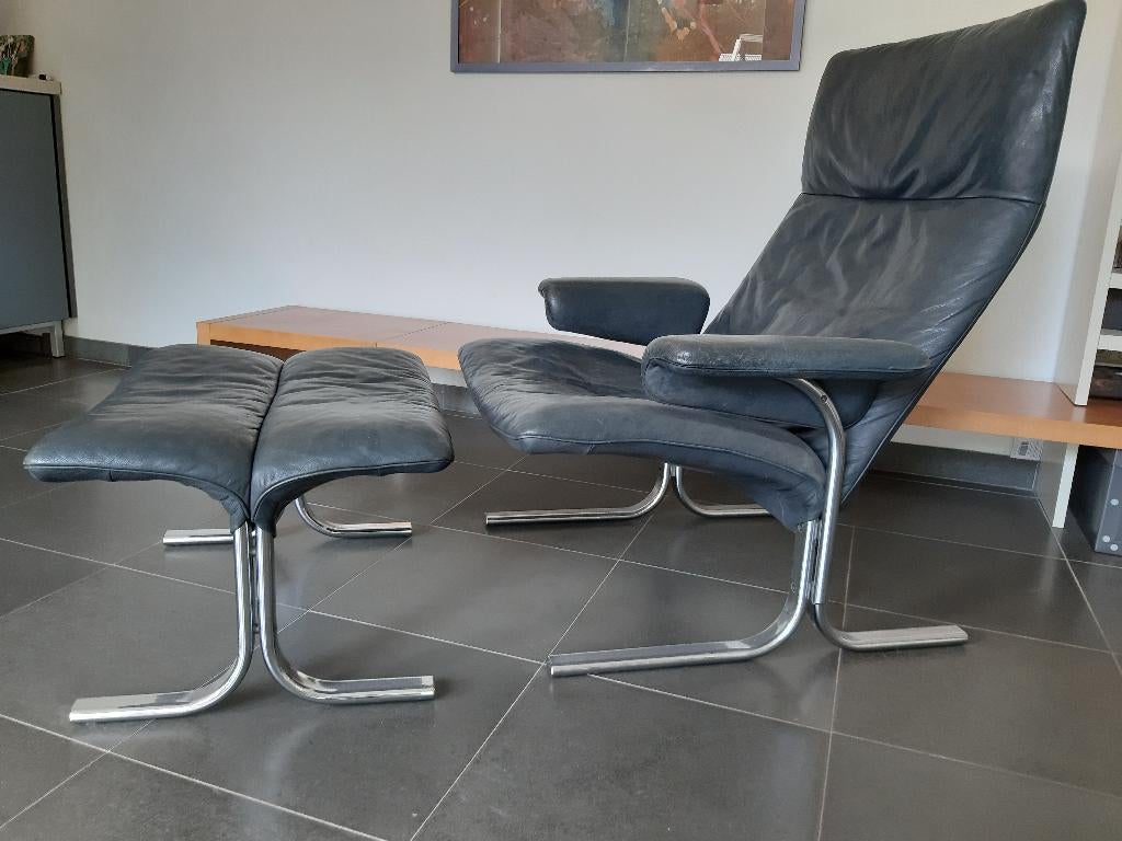 De Sede loungechair (DS 2030) met hocker, Ophalen, Gebruikt, Blauw, Eén