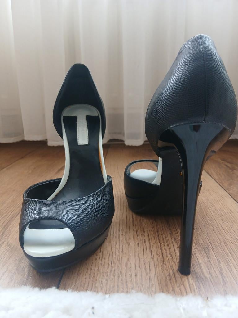 Zwarte naaldhakken met open neus, Kleding | Dames, Schoenen, Ophalen of Verzenden, Zo goed als nieuw, Zwart