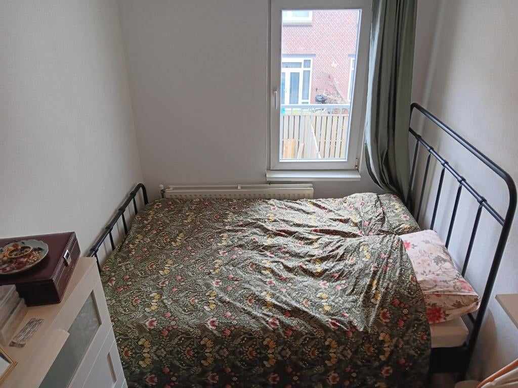 Ikea STJÄRNÖ bed met VESTERÖY matras 140x200 cm, Ophalen, Tweepersoons, 140 cm, Zo goed als nieuw