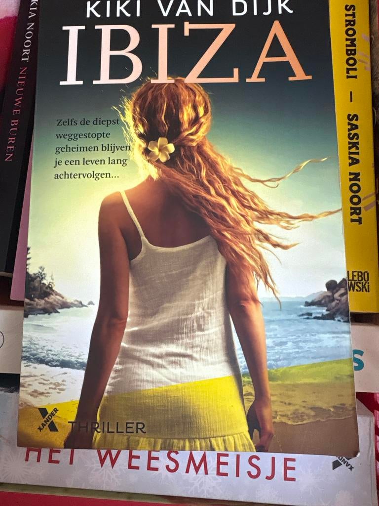Ibiza - Kiki van Dijk, Boeken, Ophalen of Verzenden, Gelezen, Nederland