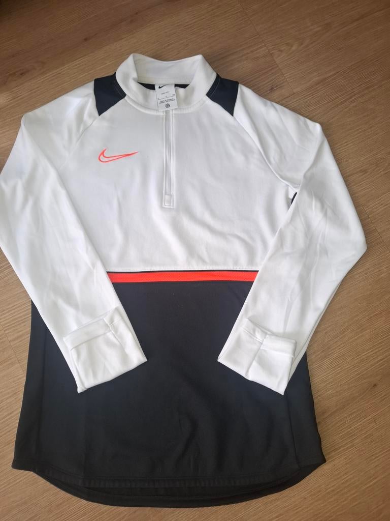 Nike Dri-FIT Sportshirt Maat S, Kleding | Dames, Sportkleding, Zo goed als nieuw, Hardlopen of Fietsen, Maat 36 (S), Wit, Ophalen of Verzenden