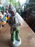 vintage  beeldje clown bisque porcelein  21 cm hoog, Verzamelen, Ophalen of Verzenden, Zo goed als nieuw, Mens