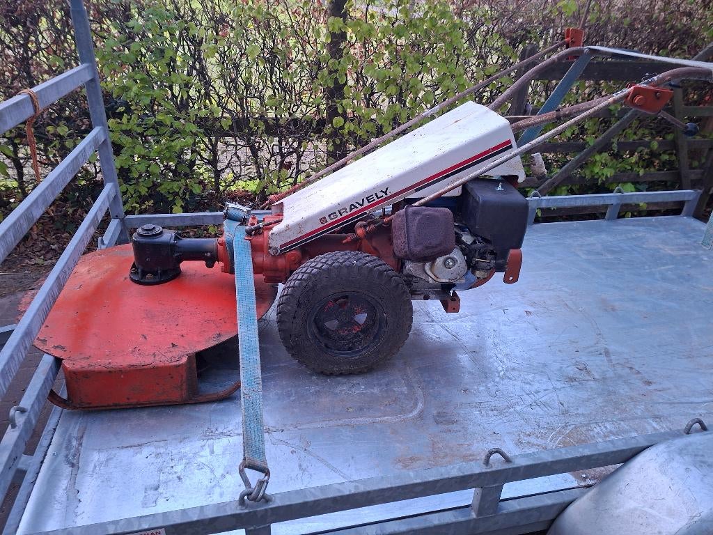 cyclomaaier  2 wielig  zelfrijdend plm 80 cm, Ophalen, Cirkelmaaier, Gebruikt, Benzine-grasmaaier
