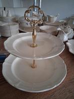 Wedgwood Queens Plain Prachtige ETAGERE 2 Laags Zeldzaam, Ophalen of Verzenden, Zo goed als nieuw, Porselein, Wedgwood